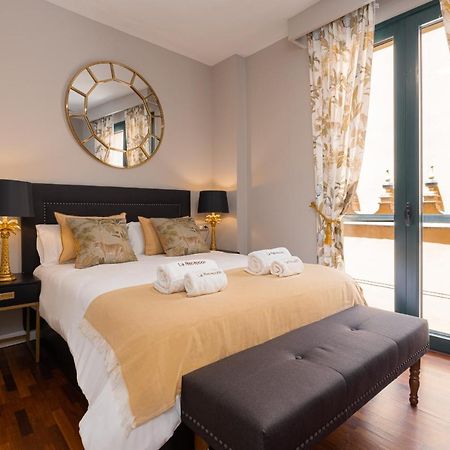 C31 Deluxe Apartment Into Cathedral Square Málaga Esterno foto