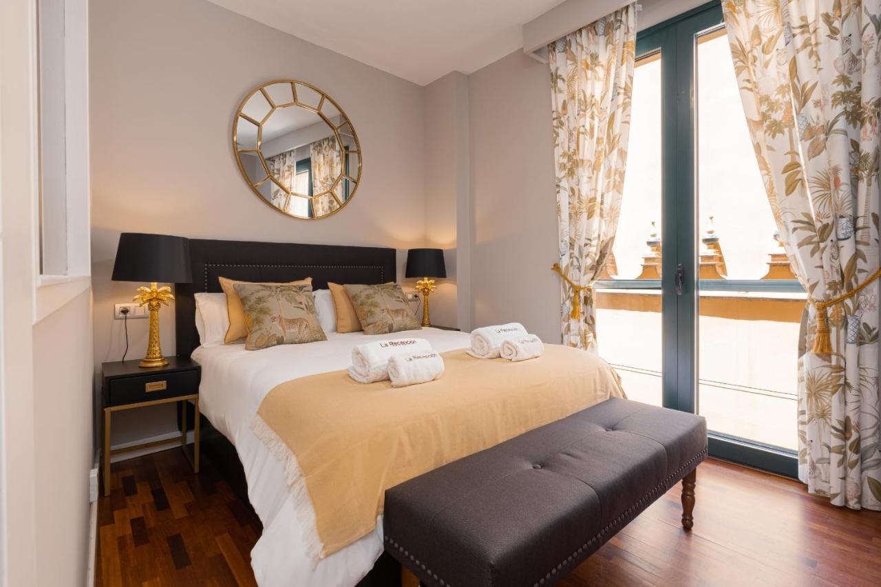 C31 Deluxe Apartment Into Cathedral Square Málaga Esterno foto